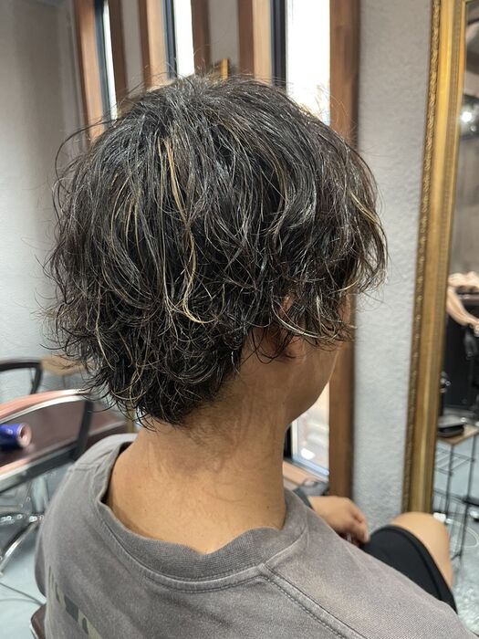 カラーなどの様々なスタイルをご紹介
