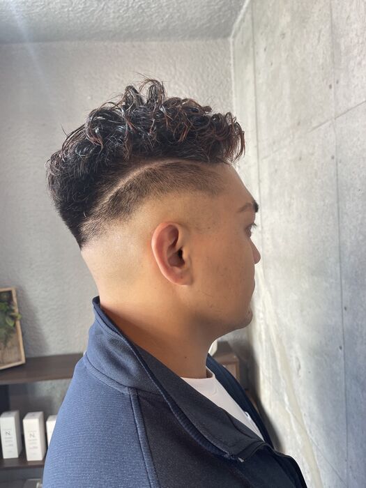 カラーなどの様々なスタイルをご紹介